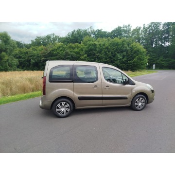 Citroen Berlingo  Minivan/Van 2012,  1.6 benzyna - Na sprzedaż za 22 700 zł - Jarocin - zdjęcie 8