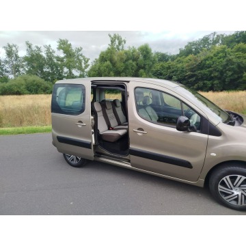 Citroen Berlingo  Minivan/Van 2012,  1.6 benzyna - Na sprzedaż za 22 700 zł - Jarocin - zdjęcie 9