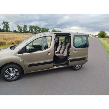 Citroen Berlingo  Minivan/Van 2012,  1.6 benzyna - Na sprzedaż za 22 700 zł - Jarocin - zdjęcie 10