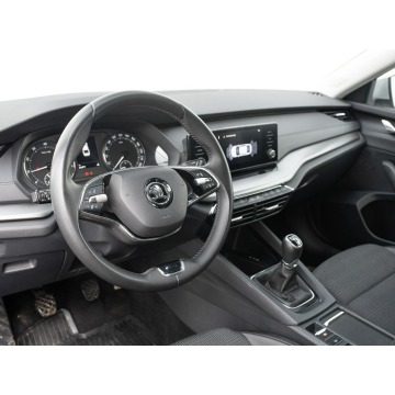 Skoda Octavia  Sedan/Limuzyna 2023,  1.5 benzyna - Na sprzedaż za 80 700 zł - Gdynia - zdjęcie 6