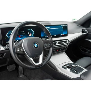 BMW Seria 3  Kombi 2023,  2.0 diesel, automat - Na sprzedaż za 117 700 zł - Gdańsk - zdjęcie 6