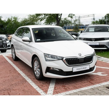Skoda Scala  Hatchback 2022,  1.0 benzyna - Na sprzedaż za 53 840 zł - Gdynia - zdjęcie 3
