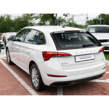 Skoda Scala  Hatchback 2022,  1.0 benzyna - Na sprzedaż za 53 840 zł - Gdynia - zdjęcie 4