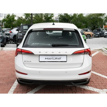 Skoda Scala  Hatchback 2022,  1.0 benzyna - Na sprzedaż za 53 840 zł - Gdynia - zdjęcie 8