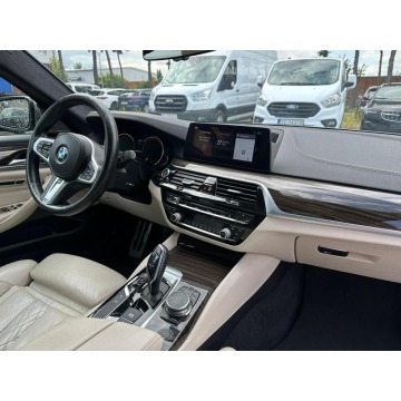 BMW Seria 5  Sedan/Limuzyna 2017,  4.4 benzyna, automat - Na sprzedaż za 159 900 zł - Warszawa - zdjęcie 5