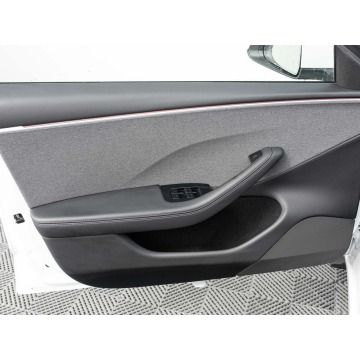 Tesla Model 3  SUV 2024 elektryczny, automat - Na sprzedaż za 162 850 zł - Gdańsk - zdjęcie 9