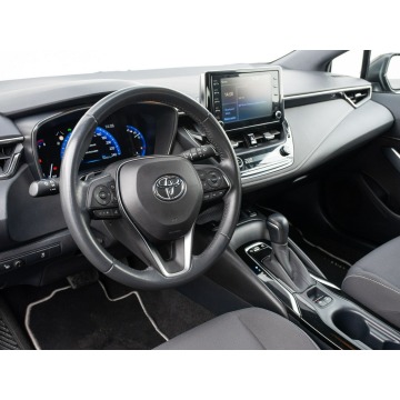 Toyota Corolla  Kombi 2022,  2.0 hybryda, automat - Na sprzedaż za 83 850 zł - Gdańsk - zdjęcie 6