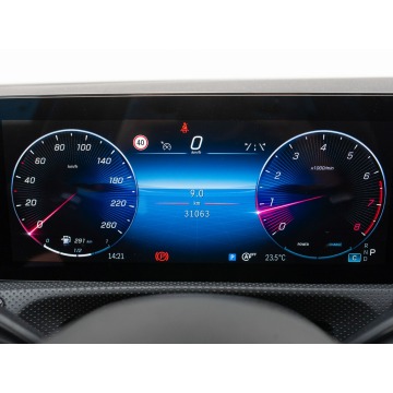 Mercedes - Benz CLA-klasa  Sedan/Limuzyna 2024,  1.3 benzyna, automat - Na sprzedaż za 148 850 zł - Gdynia - zdjęcie 12