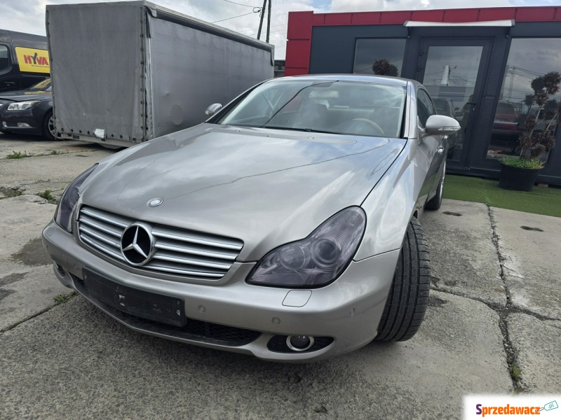 Mercedes - Benz CLS-klasa  Sedan/Limuzyna 2005,  3.5 benzyna, automat - Na sprzedaż za 19 900 zł - Kraków