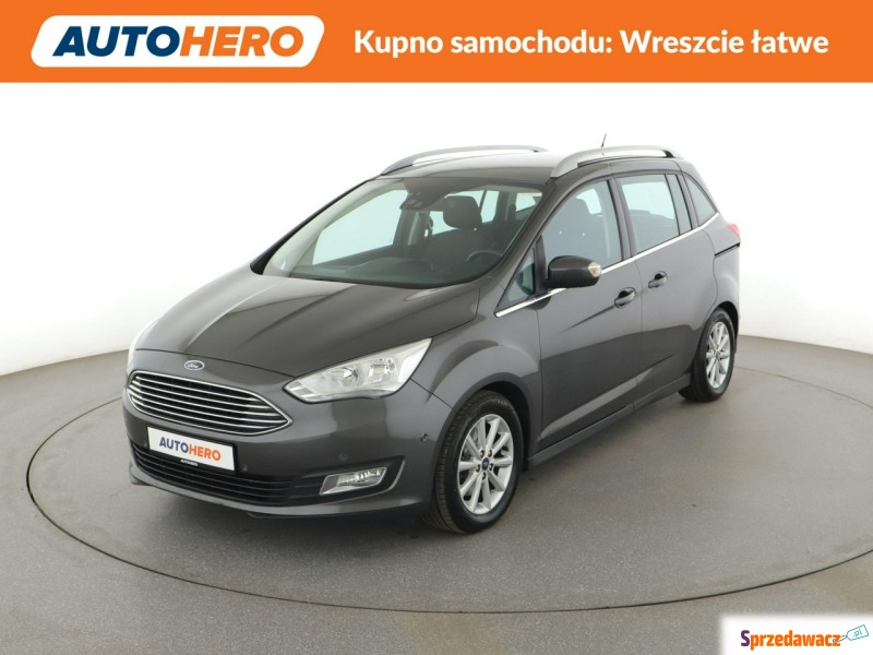 Ford Grand C-MAX  Minivan/Van 2019,  1.5 benzyna - Na sprzedaż za 41 000 zł - Warszawa