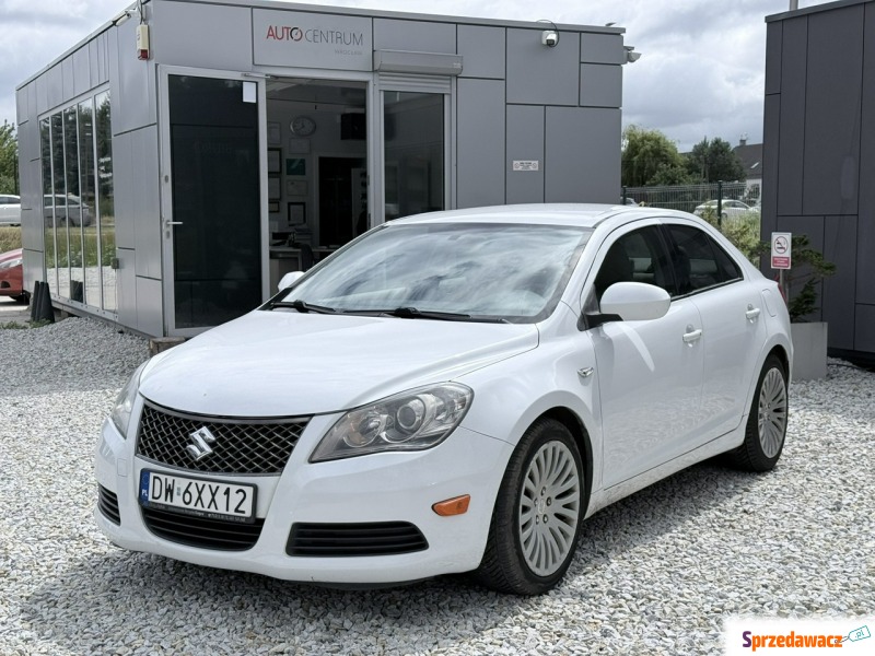 Suzuki   Sedan/Limuzyna 2011,  2.4 benzyna+LPG, automat - Na sprzedaż za 21 900 zł - Wrocław