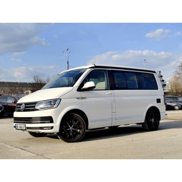 Volkswagen   Minivan/Van 2019,  2.0 diesel, automat - Na sprzedaż za 189 999 zł - Warszawa - zdjęcie 2