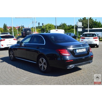 Mercedes - Benz E-klasa 2019 diesel - Na sprzedaż za 111 659 zł - Gdańsk - zdjęcie 3