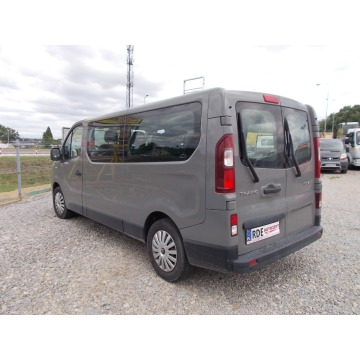 Renault Trafic  Kombi 2019 diesel - Na sprzedaż za 74 700 zł - Dębica - zdjęcie 2