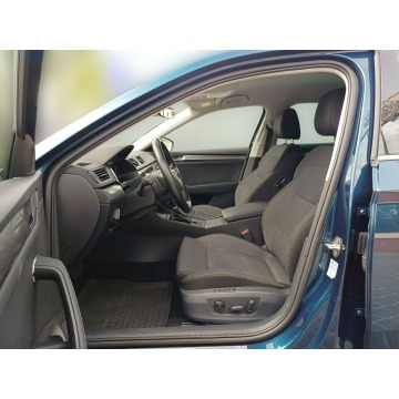 Skoda Superb  Kombi 2022,  2.0 diesel, automat - Na sprzedaż za 94 900 zł - Toruń - zdjęcie 9