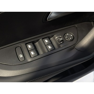 Peugeot 2008  SUV 2026,  1.2 benzyna, automat - Na sprzedaż za 110 500 zł - Piła - zdjęcie 7