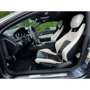 Mercedes - Benz C-klasa  Coupe/Sportowy 2012,  6.2 benzyna, automat - Na sprzedaż za 114 900 zł - Baranowo - zdjęcie 11