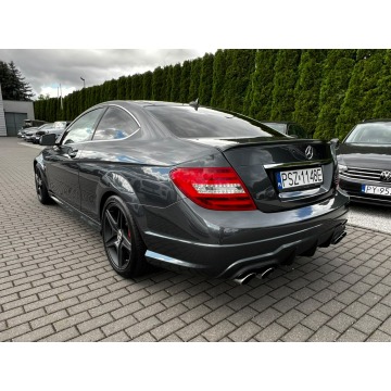 Mercedes - Benz C-klasa  Coupe/Sportowy 2012,  6.2 benzyna, automat - Na sprzedaż za 114 900 zł - Baranowo - zdjęcie 9