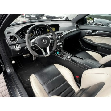 Mercedes - Benz C-klasa  Coupe/Sportowy 2012,  6.2 benzyna, automat - Na sprzedaż za 114 900 zł - Baranowo - zdjęcie 10