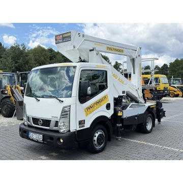 Nissan  2020,  2.5 diesel - Na sprzedaż za 353 010 zł - Widełki - zdjęcie 3