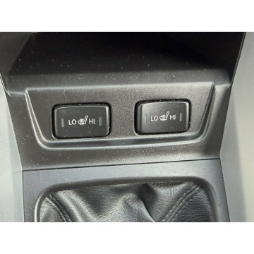 Suzuki Vitara  SUV 2016,  1.6 benzyna - Na sprzedaż za 42 900 zł - Kotarwice - zdjęcie 10