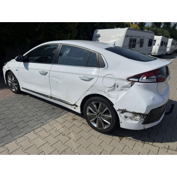 Hyundai IONIQ  Liftback 2018,  1.6 hybryda, automat - Na sprzedaż za 33 900 zł - Zielona Łąka - zdjęcie 6