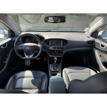 Hyundai IONIQ  Liftback 2018,  1.6 hybryda, automat - Na sprzedaż za 33 900 zł - Zielona Łąka - zdjęcie 8