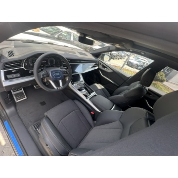 Audi Q8  SUV 2026,  3.0 hybryda, automat - Na sprzedaż za 405 968 zł - Radom - zdjęcie 9