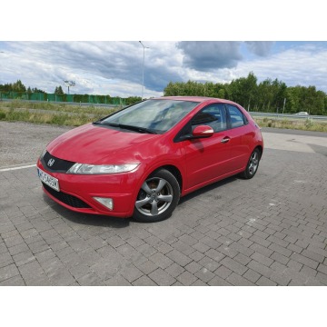 Honda Civic  Hatchback 2011,  1.3 benzyna - Na sprzedaż za 21 800 zł - Lipówki - zdjęcie 2