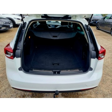 Opel Insignia  Kombi 2018,  1.5 benzyna, automat - Na sprzedaż za 46 900 zł - Szczecin - zdjęcie 10