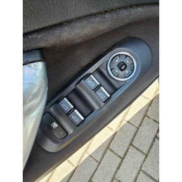 Ford Mondeo  Hatchback 2008,  2.0 benzyna+LPG - Na sprzedaż za 9 900,00 zł - Głogów - zdjęcie 2