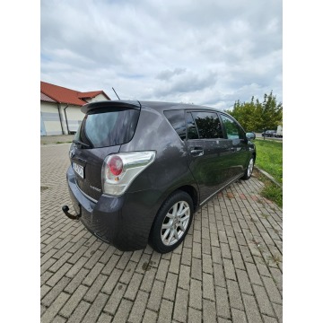 Toyota Verso  Minivan/Van 2009,  2.2 diesel - Na sprzedaż za 13 990 zł - Głogów - zdjęcie 9