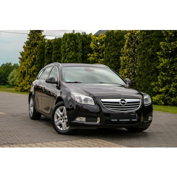 Opel Insignia  Kombi 2009,  1.8 benzyna - Na sprzedaż za 18 900 zł - Ostrów Mazowiecka - zdjęcie 2