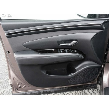 Hyundai Tucson  SUV 2021,  1.6 benzyna, automat - Na sprzedaż za 93 700 zł - Gdynia - zdjęcie 9