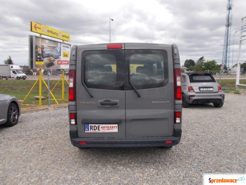 Renault Trafic  Kombi 2019 diesel - Na sprzedaż za 74 700 zł - Dębica
