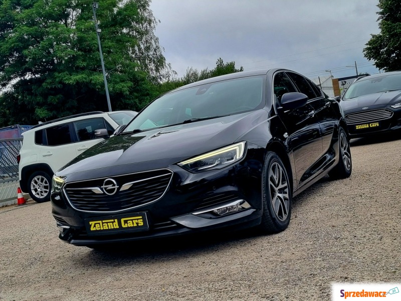 Opel Insignia  Hatchback 2017,  1.5 benzyna, automat - Na sprzedaż za 46 900 zł - Szczecin