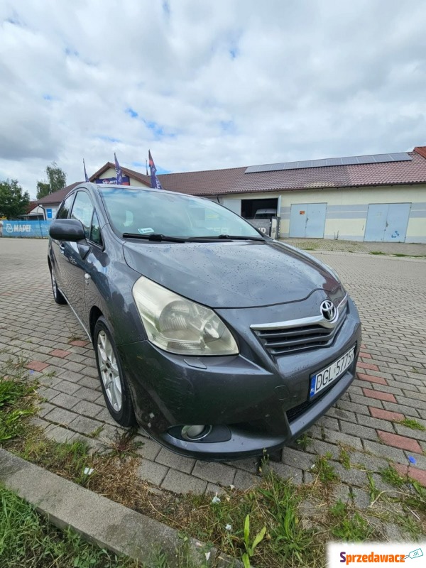 Toyota Verso  Minivan/Van 2009,  2.2 diesel - Na sprzedaż za 13 990 zł - Głogów