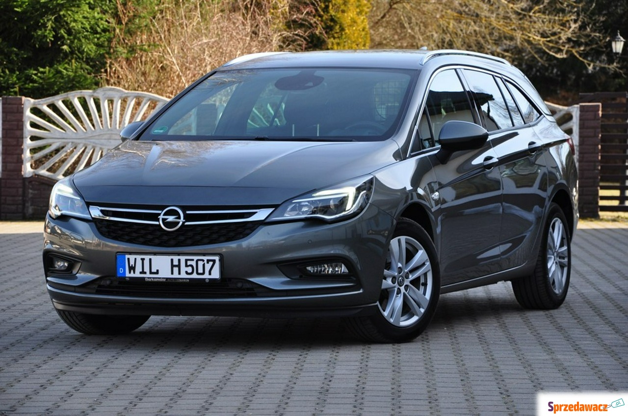 Opel Astra - 1,6 D 136KM Ledy Navi...