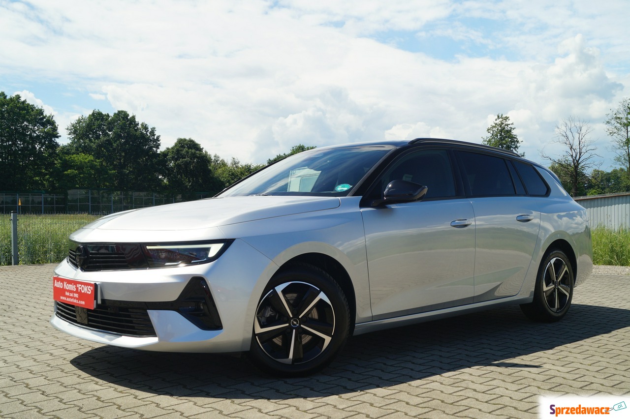 Opel Astra 2025