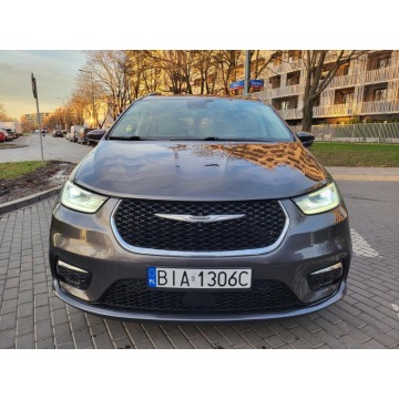 Chrysler Pacifica  Minivan/Van 2021,  3.6 benzyna, automat - Na sprzedaż za 99 999 zł - Warszawa - zdjęcie 2