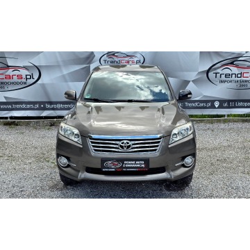 Toyota   SUV 2011,  2.0 - Na sprzedaż za 41 990 zł - Wałbrzych - zdjęcie 2