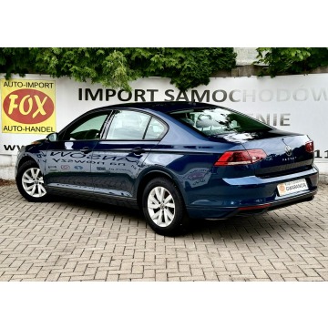 Volkswagen Passat 2020,  1.5 benzyna, automat - Na sprzedaż za 75 900 zł - Olsztyn - zdjęcie 5