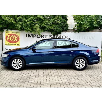 Volkswagen Passat 2020,  1.5 benzyna, automat - Na sprzedaż za 75 900 zł - Olsztyn - zdjęcie 4