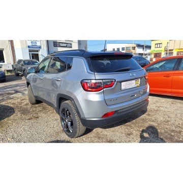 Jeep   SUV 2019,  1.4 benzyna, automat - Na sprzedaż za 69 900 zł - Częstochowa - zdjęcie 6