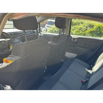 Citroen C3  Hatchback 2019,  1.2 benzyna - Na sprzedaż za 12 900 zł - Margonin - zdjęcie 8