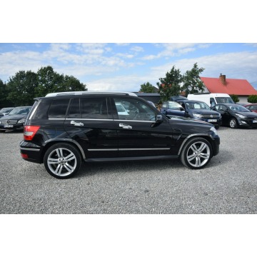Mercedes - Benz GLK-klasa  SUV 2009,  3.0 diesel, automat - Na sprzedaż za 39 900 zł - Majdan Sieniawski - zdjęcie 10