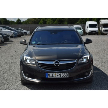 Opel Insignia  Kombi 2016,  2.0 benzyna, automat - Na sprzedaż za 33 900 zł - Majdan Sieniawski - zdjęcie 2