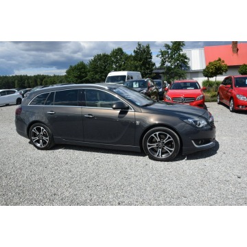 Opel Insignia  Kombi 2016,  2.0 benzyna, automat - Na sprzedaż za 33 900 zł - Majdan Sieniawski - zdjęcie 10