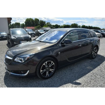 Opel Insignia  Kombi 2016,  2.0 benzyna, automat - Na sprzedaż za 33 900 zł - Majdan Sieniawski - zdjęcie 8