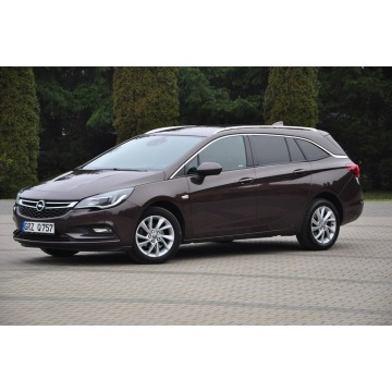 Opel Astra  Kombi 2018,  1.4 benzyna - Na sprzedaż za 42 900 zł - Ostrów Mazowiecka - zdjęcie 4